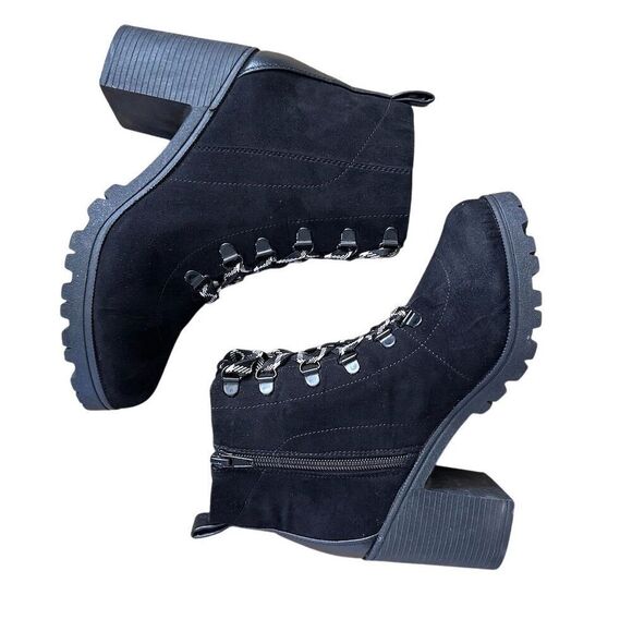 RUE 21 Y2K Black Faux Suede Chunky Heel Lace-up Whimsigoth Ankle Boots Size 7 - Picture 10 of 13